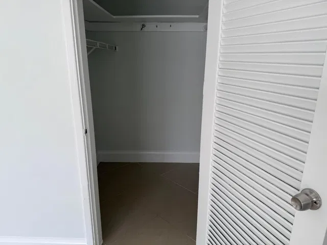 Residence photo 18