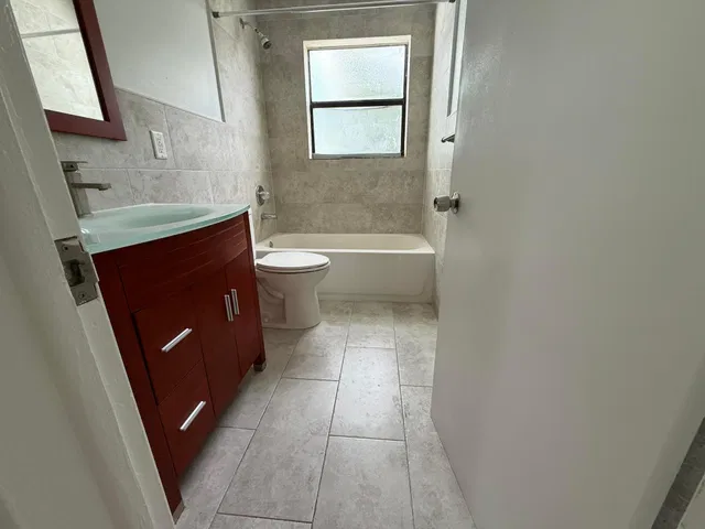 Residence photo 24