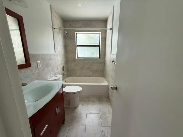 Residence photo 26