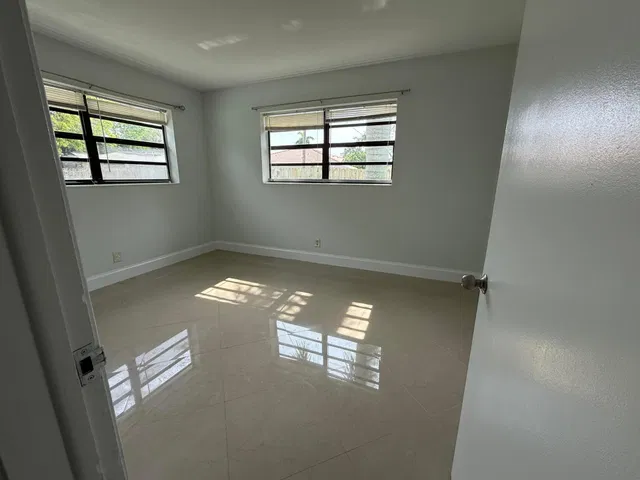 Residence photo 27