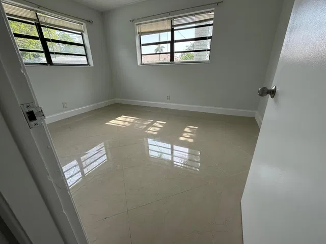 Residence photo 29