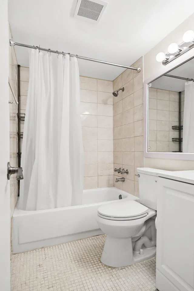  Residence photo 6