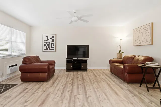  Residence photo 22