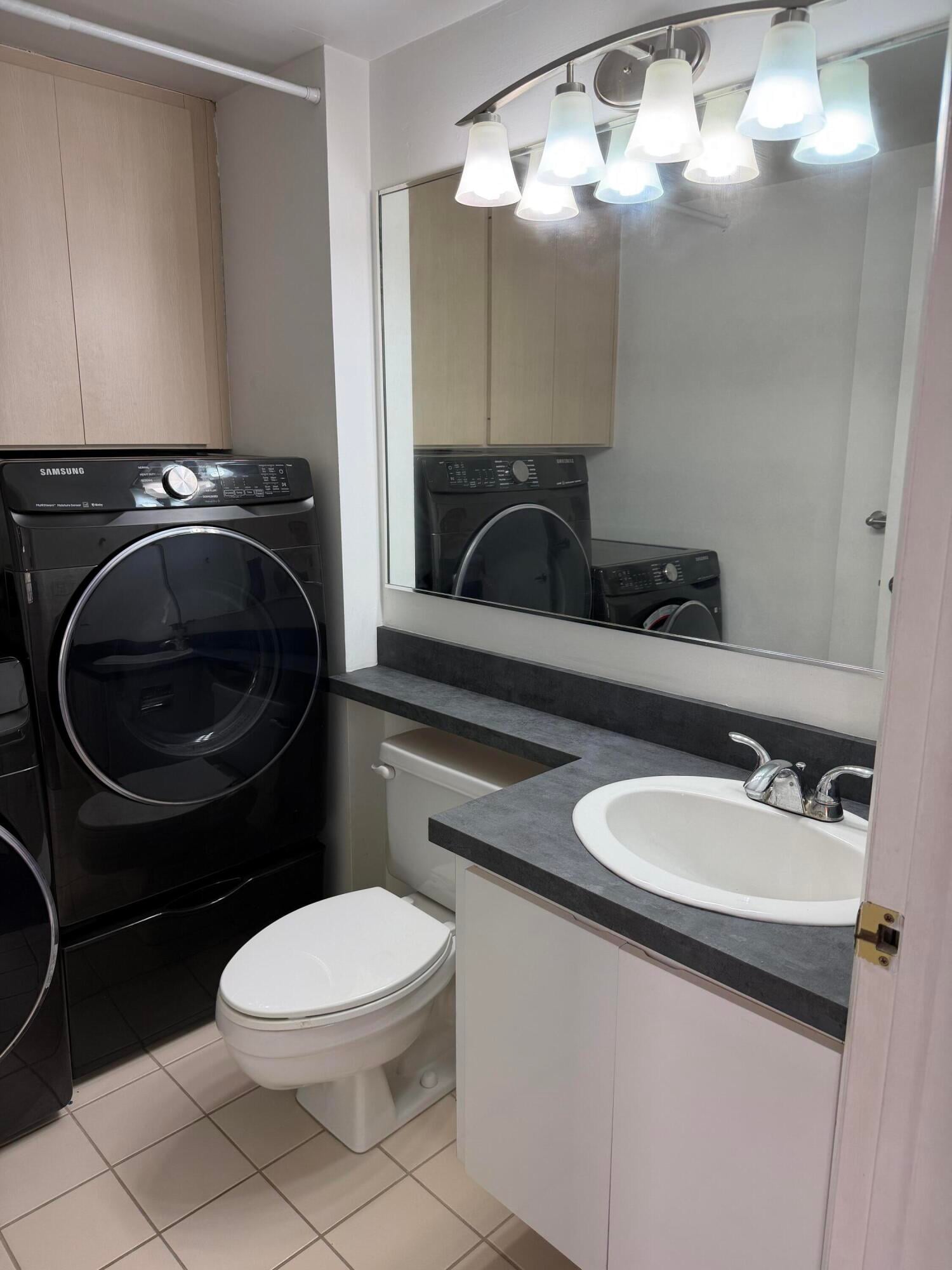 Unit 61d photo 13