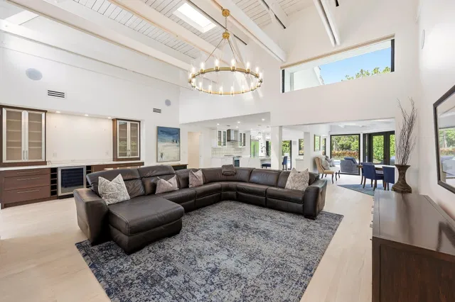  Residence photo 11