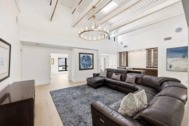  Residence photo 13