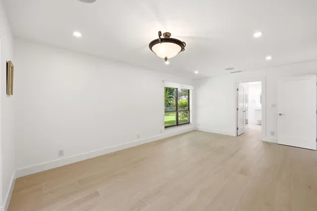  Residence photo 27