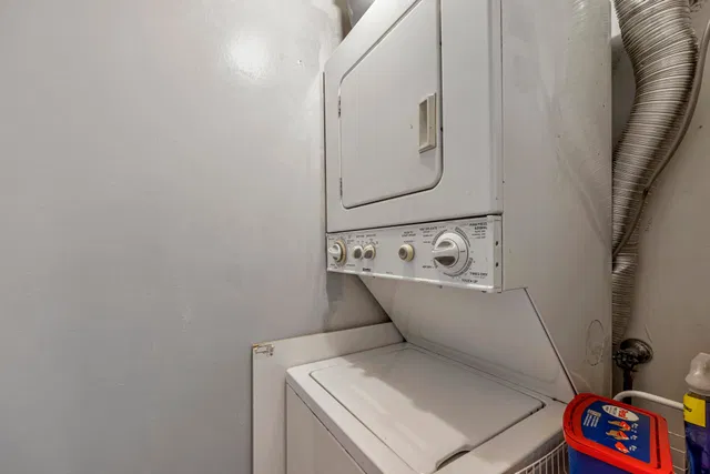 Unit A photo 27