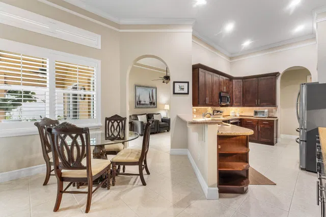 Residence photo 14