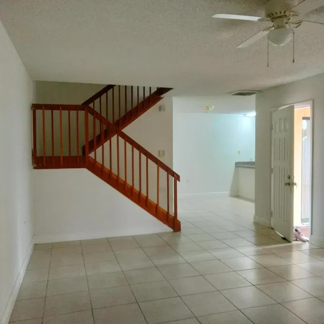Residence photo 2