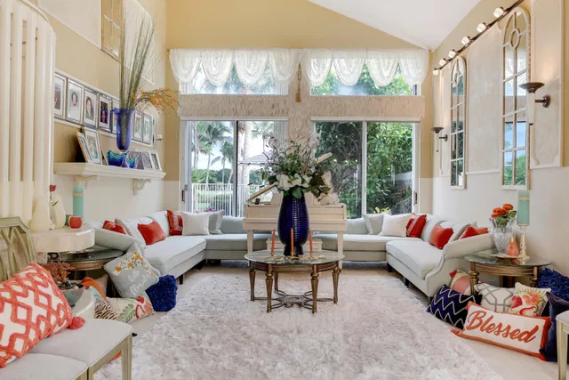 Residence photo 11