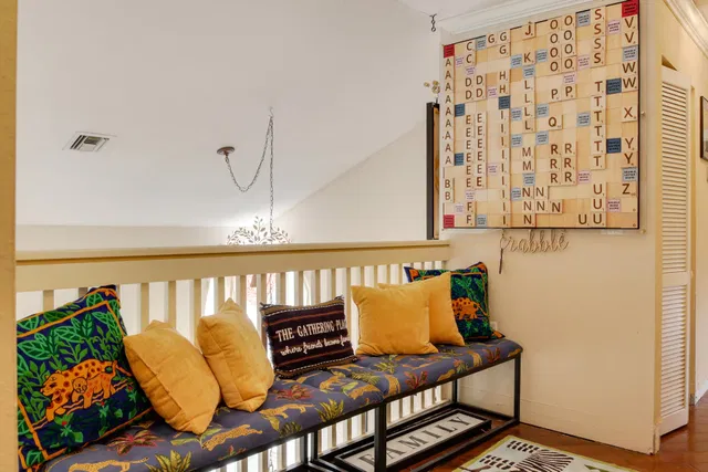 Residence photo 25