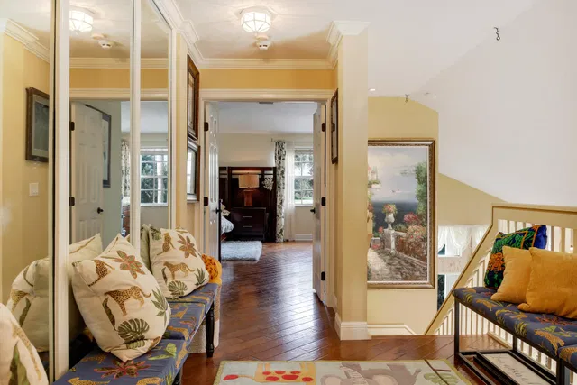Residence photo 36