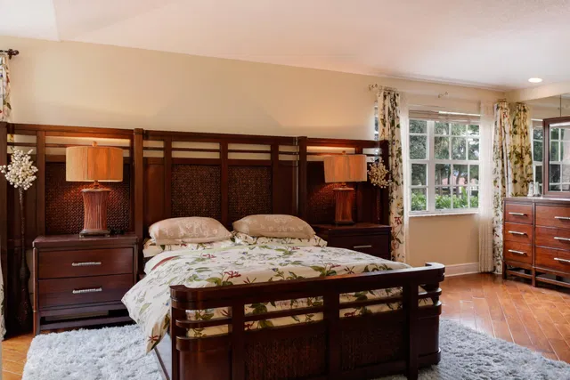 Residence photo 48