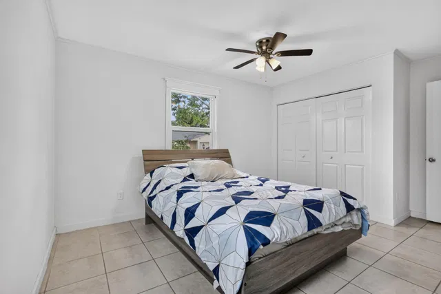 Residence photo 16