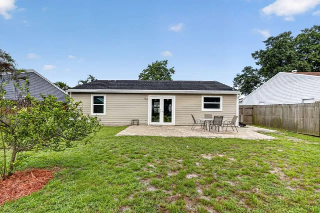 Residence photo 25