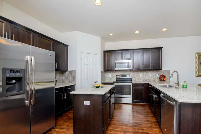 Residence photo 19