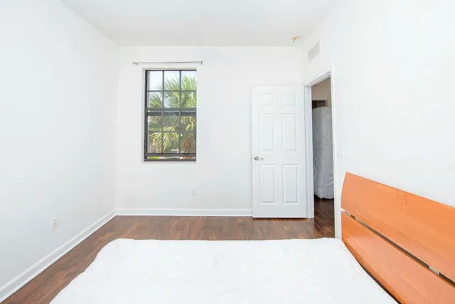 Residence photo 54