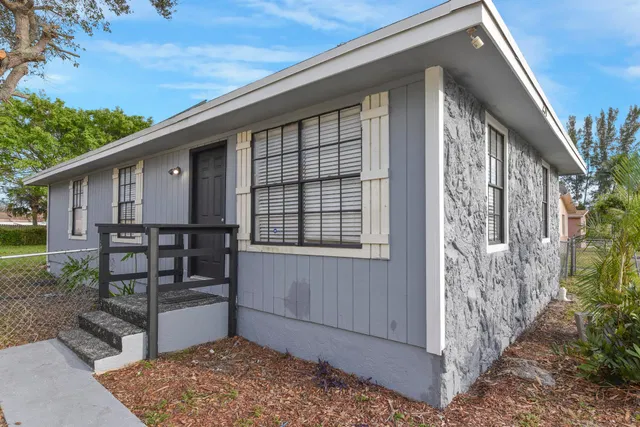 Residence photo 14