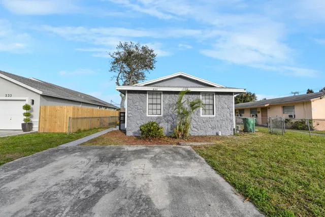 Residence photo 18