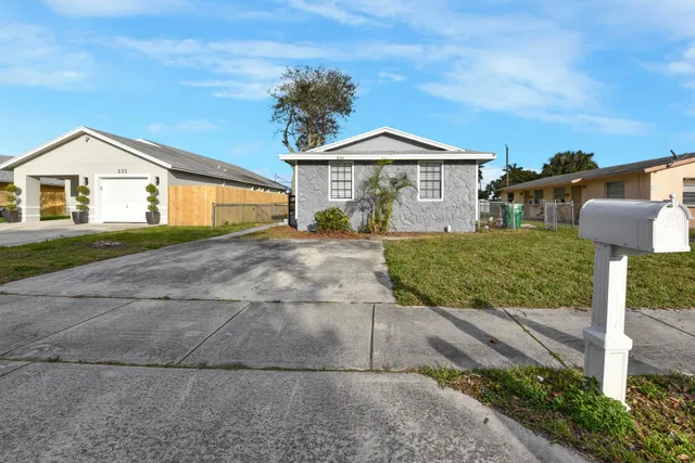 Residence photo 20