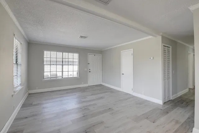 Residence photo 23