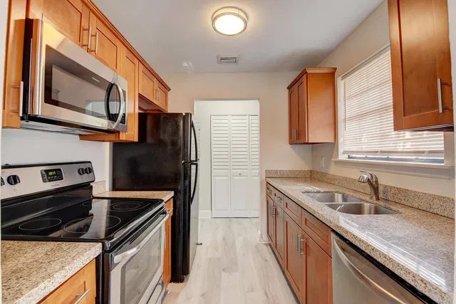 Residence photo 31
