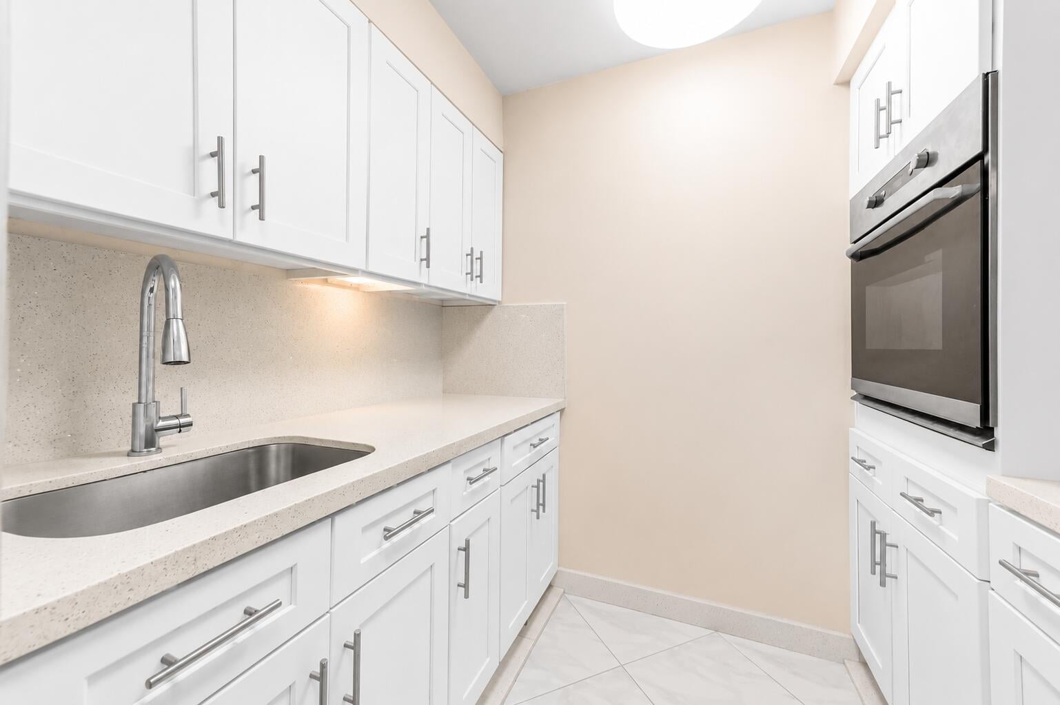  Residence photo 9