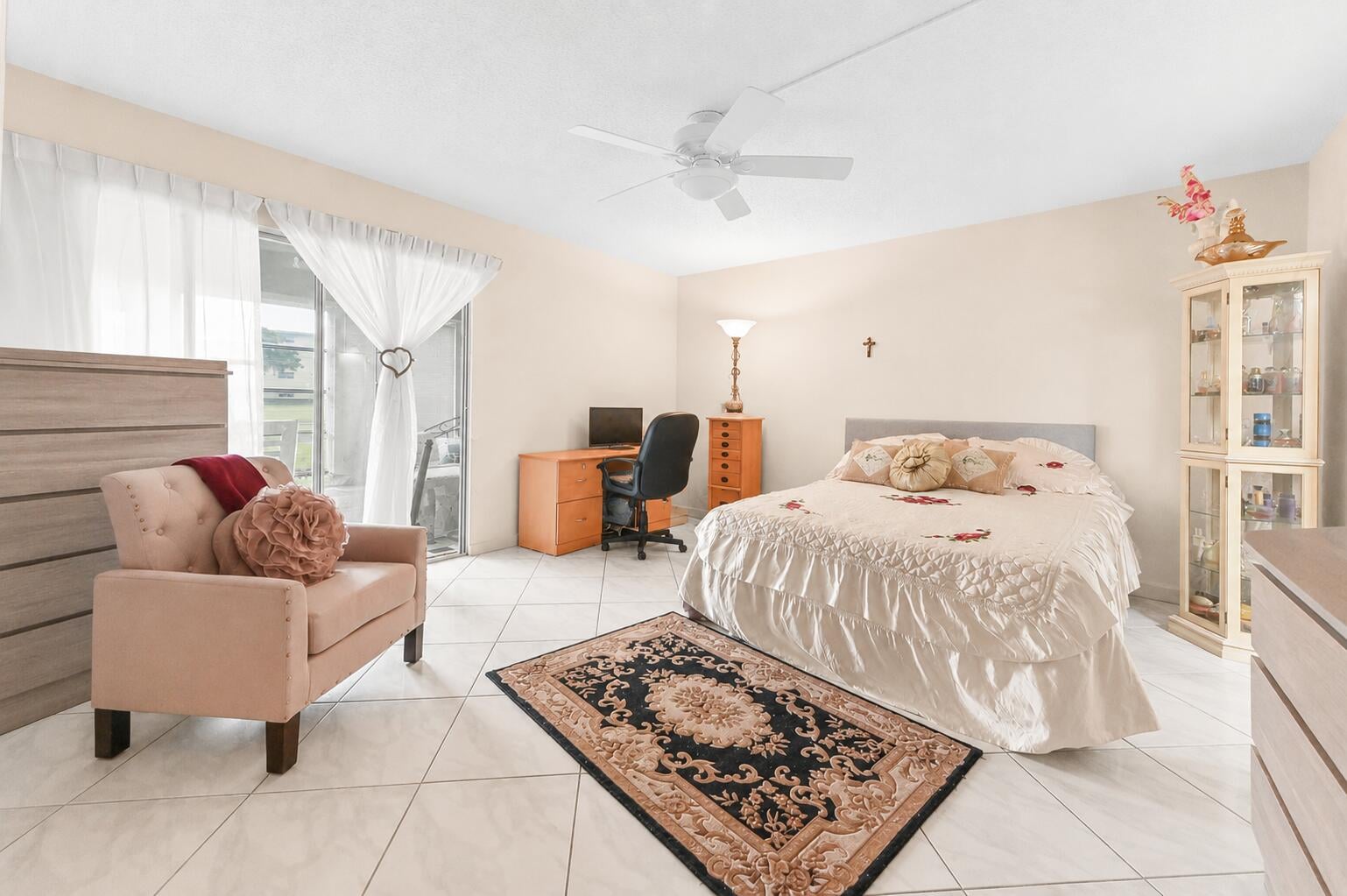  Residence photo 11