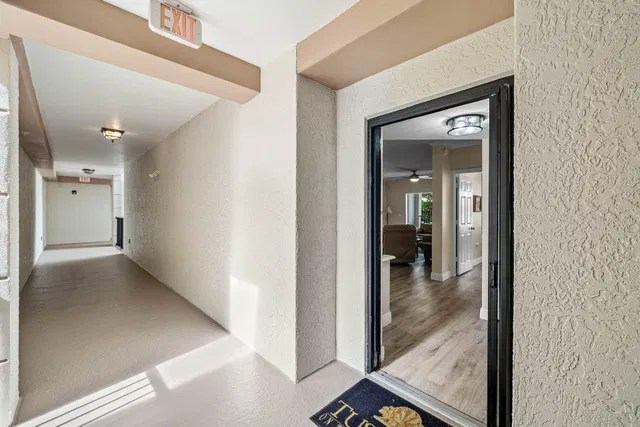 Residence photo 3