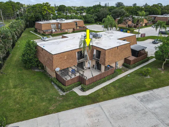 Residence photo 5