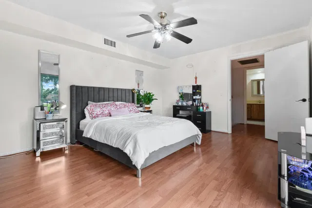 Residence photo 26