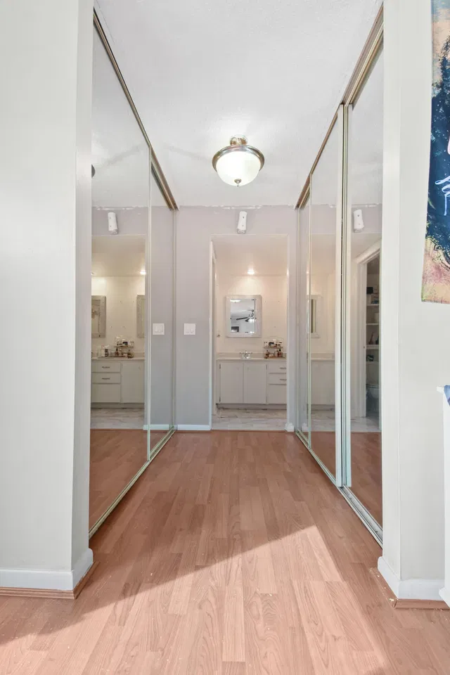 Residence photo 27
