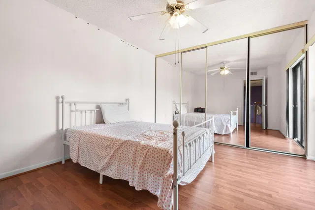 Residence photo 32