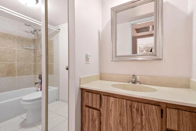 Residence photo 33