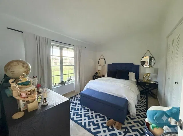 Residence photo 17