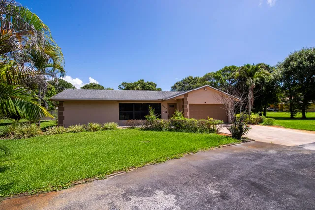 Residence photo 4