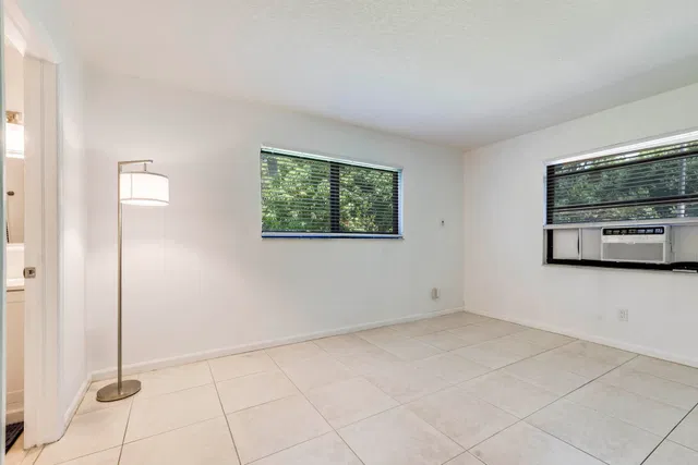 Residence photo 18