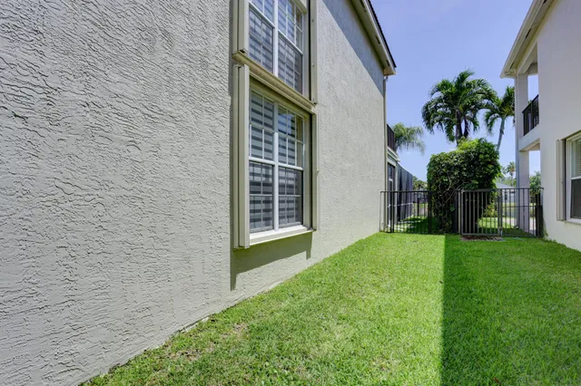 Saturnia Boca Raton Residence photo 42