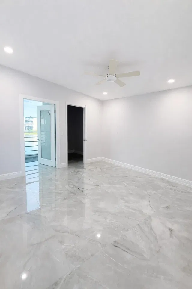 Residence photo 4