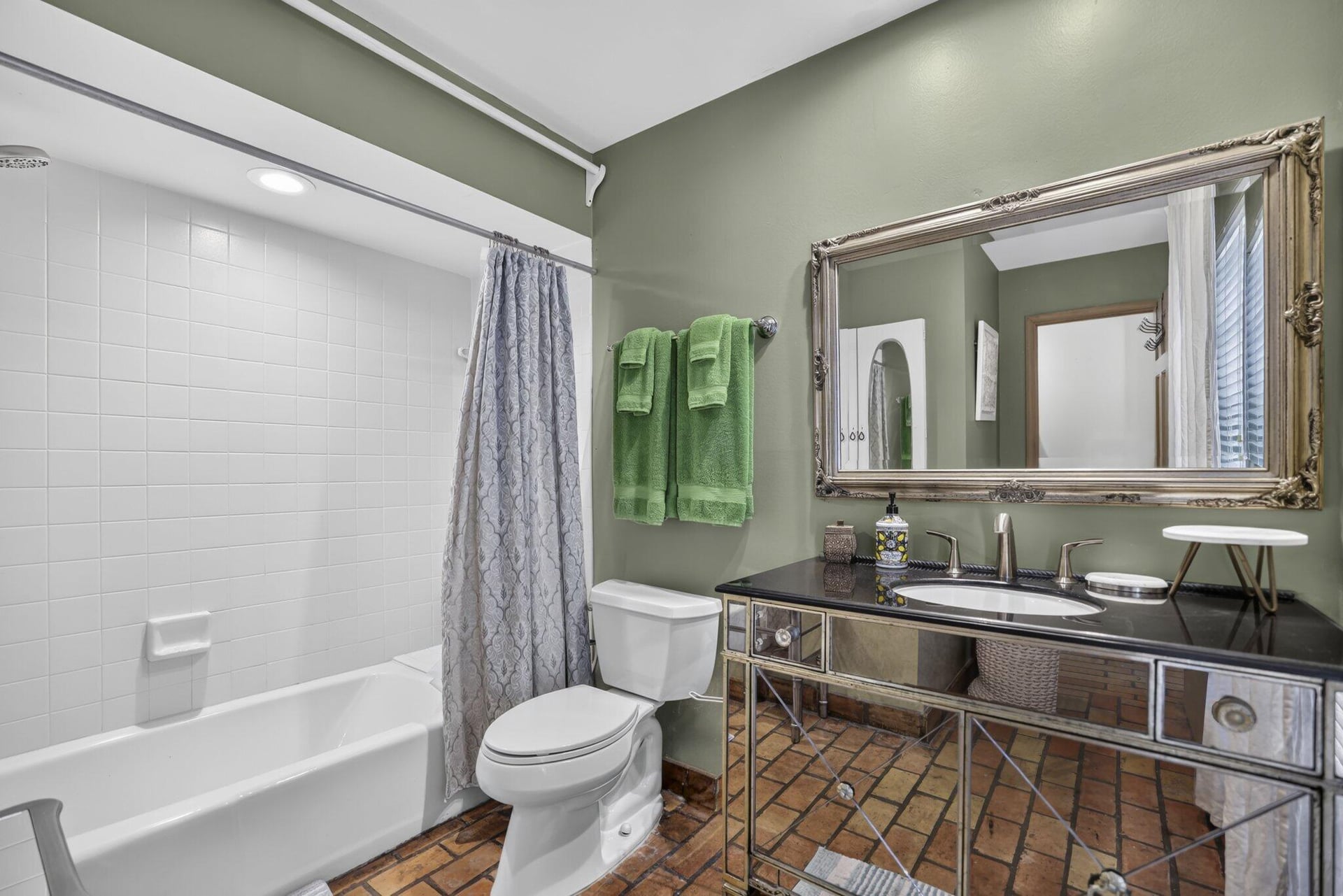 Residence photo 28