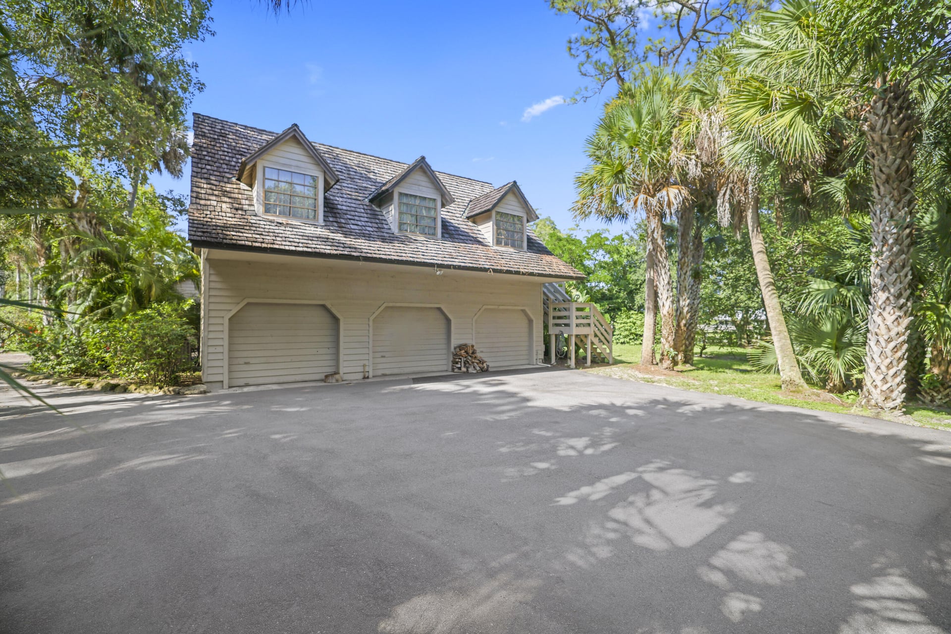 Residence photo 48