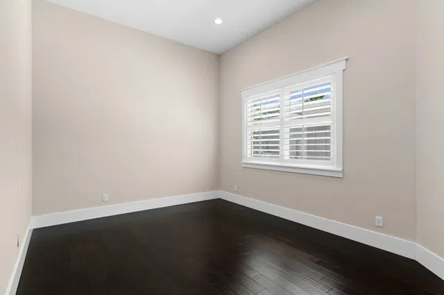 Residence photo 9