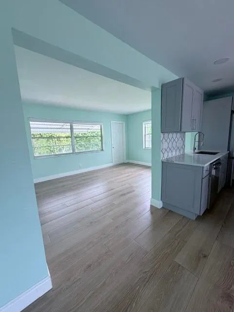 Residence photo 5