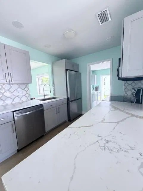 Residence photo 12