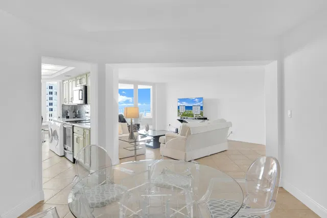 550 S Ocean Boca Unit 1003 photo 5