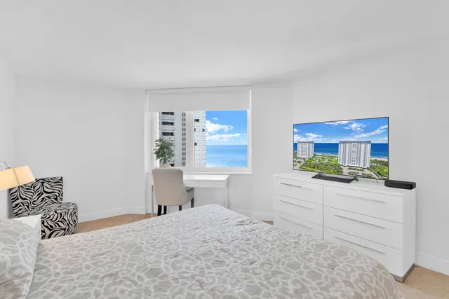 550 S Ocean Boca Unit 1003 photo 19