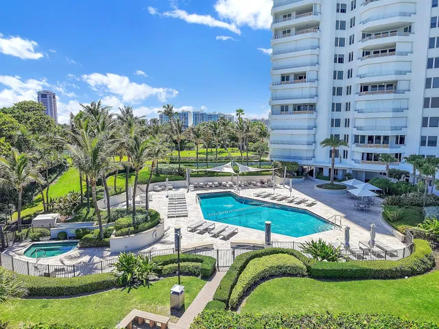 550 S Ocean Boca Unit 1003 photo 26