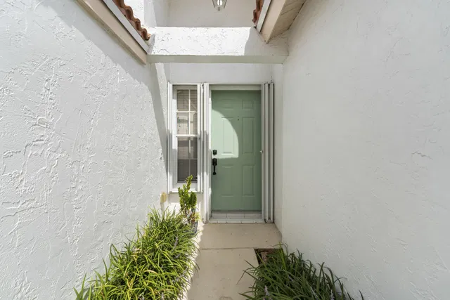  Residence photo 11