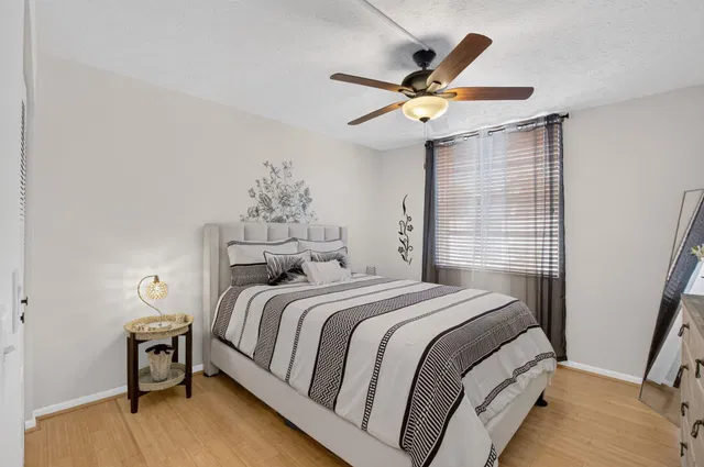 Unit 204 photo 27